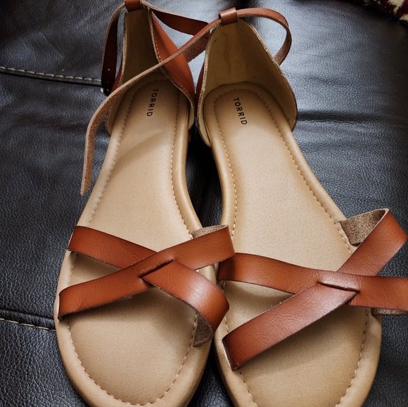 Sadals - Picture 1 of 4